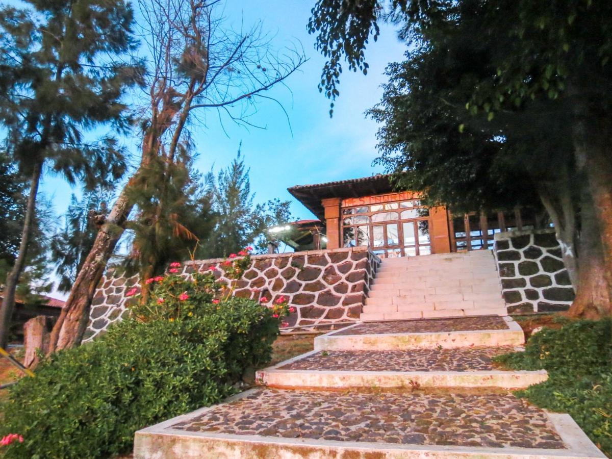 Cabanas Yunuen By Rotamundos Patzcuaro Luaran gambar